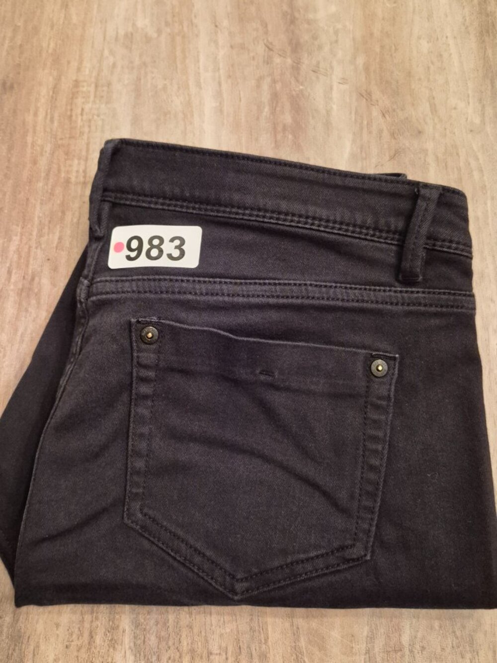 J Jill Authentic Fit Slim Ankle Jeans Womens 10P Black Stretch Denim Pants - Picture 8 of 8